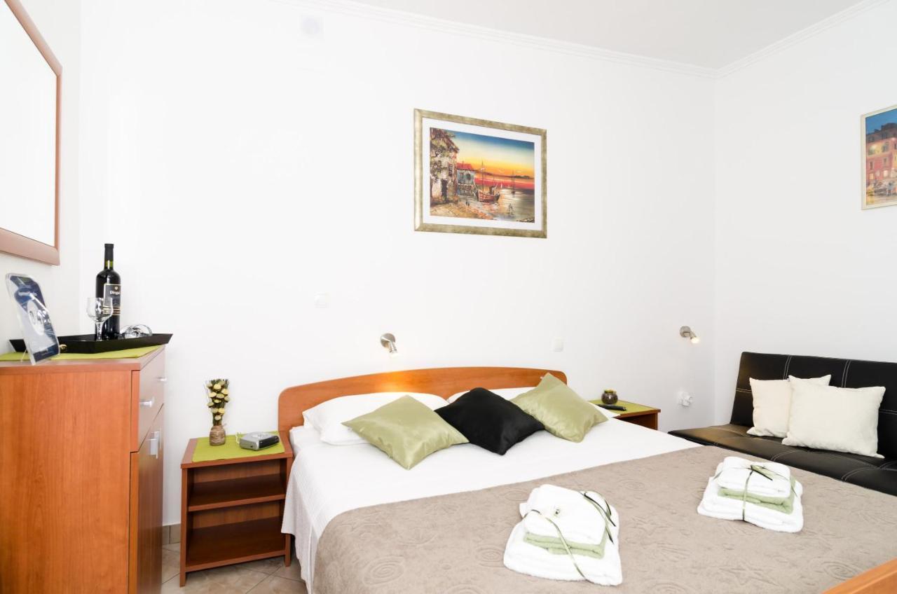 דוברובניק Apartment And Room Kapelica מראה חיצוני תמונה