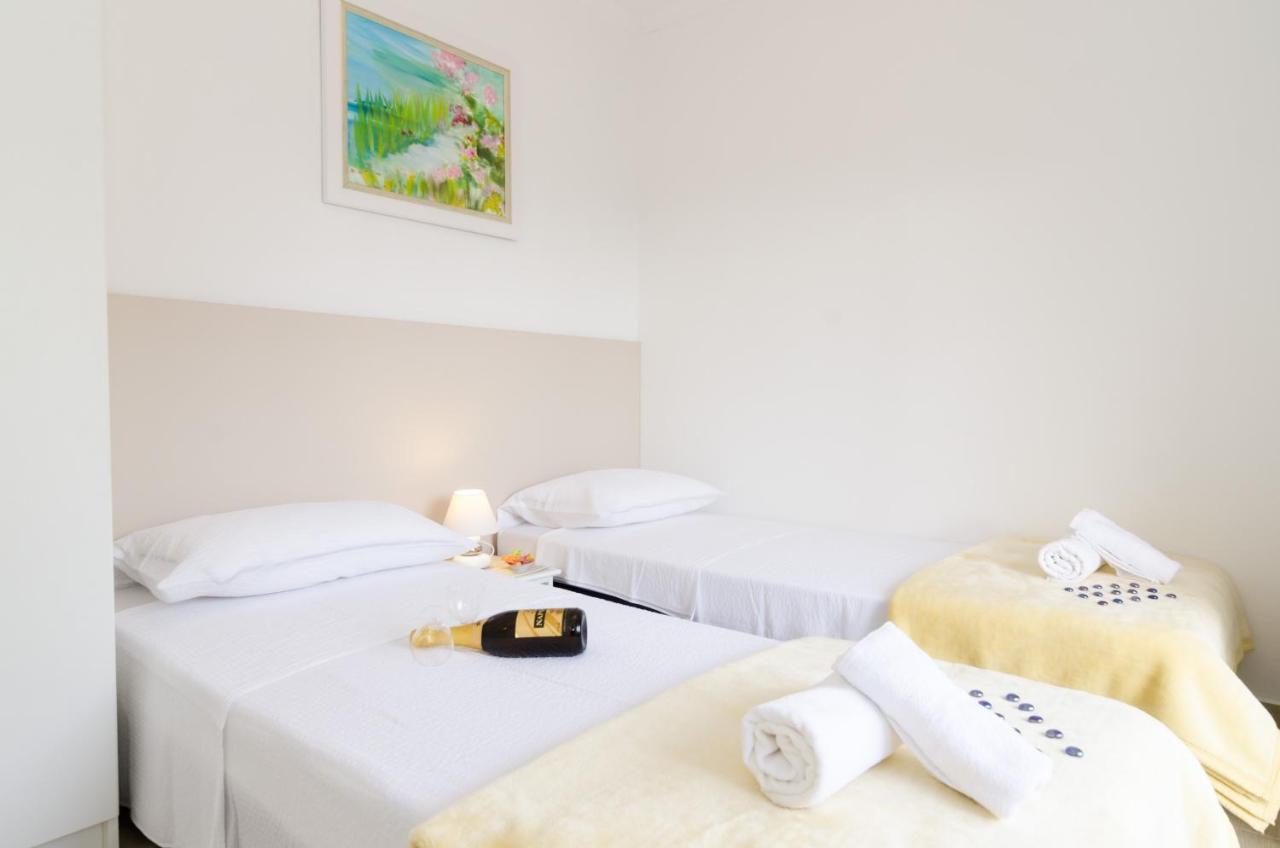 דוברובניק Apartment And Room Kapelica מראה חיצוני תמונה