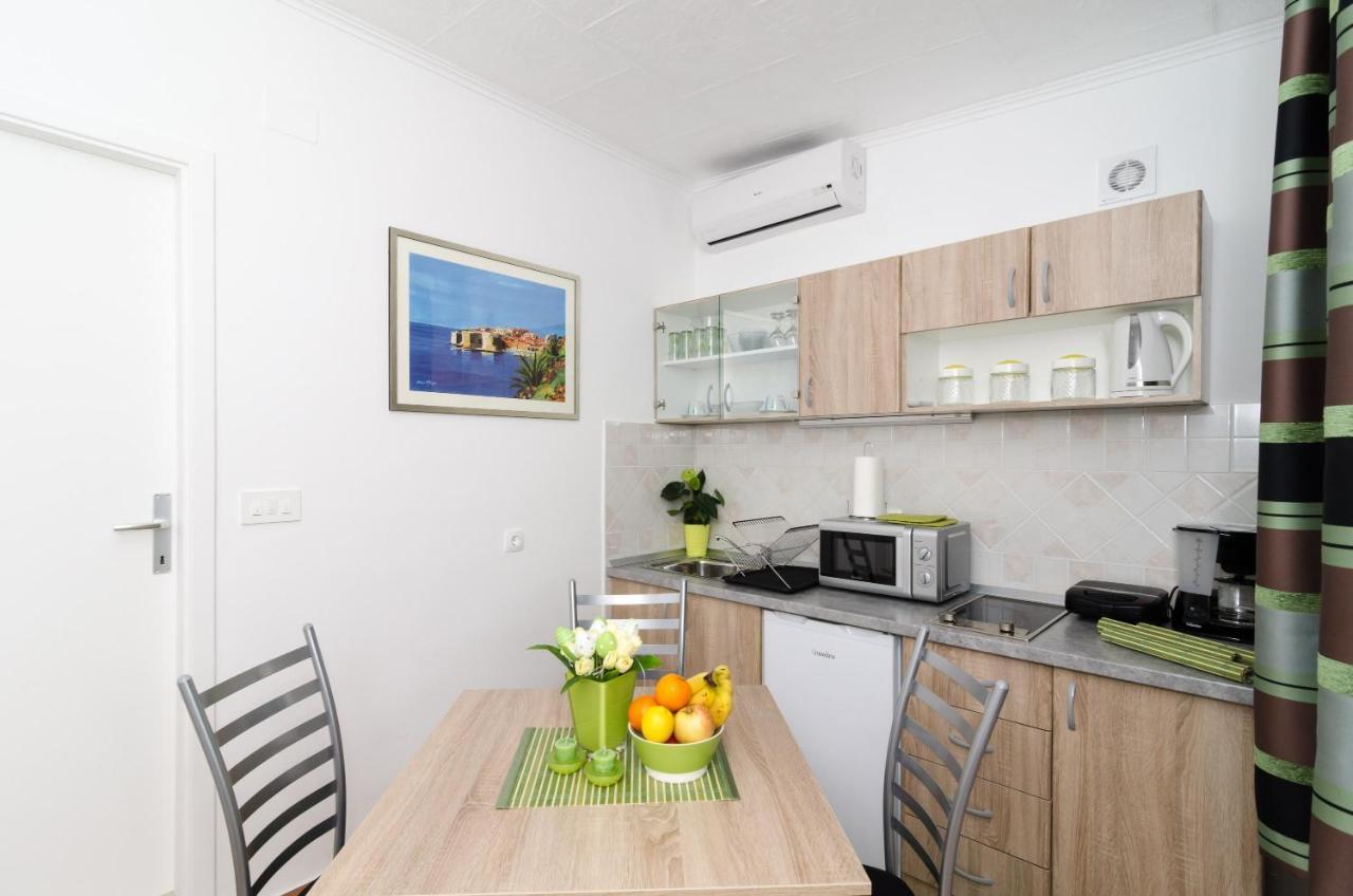 דוברובניק Apartment And Room Kapelica מראה חיצוני תמונה