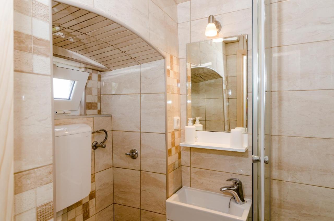 דוברובניק Apartment And Room Kapelica מראה חיצוני תמונה